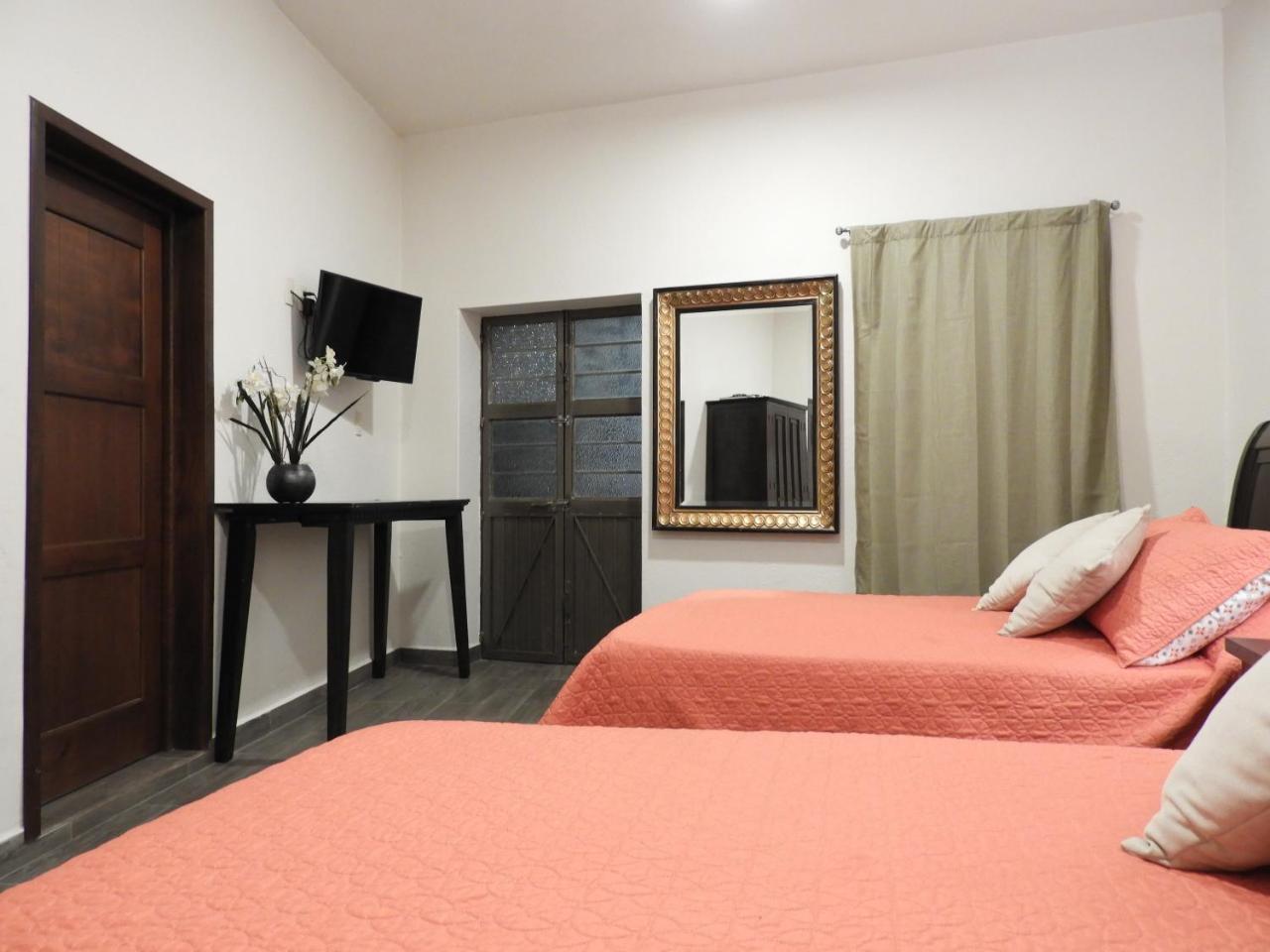 Santa Posada Suites By Lunian Guanajuato Buitenkant foto
